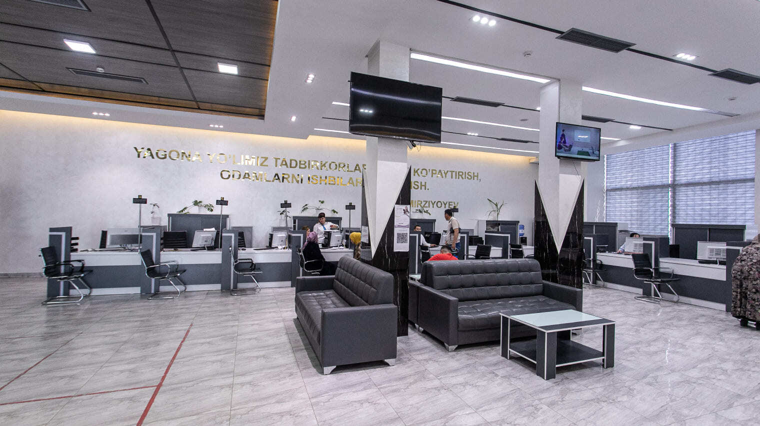 Construction of Xalq Bank (first project) — photo 4