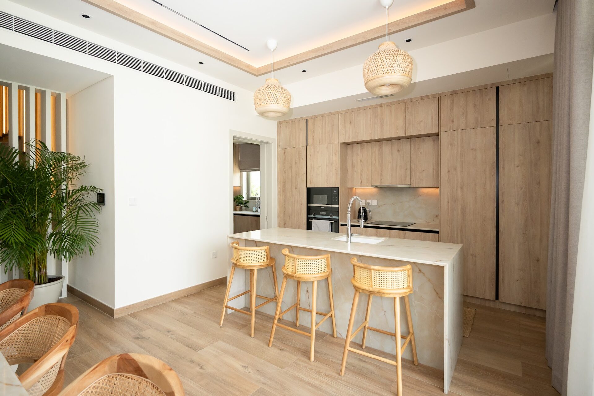 Villa renovation in Dubai — kitchen with island